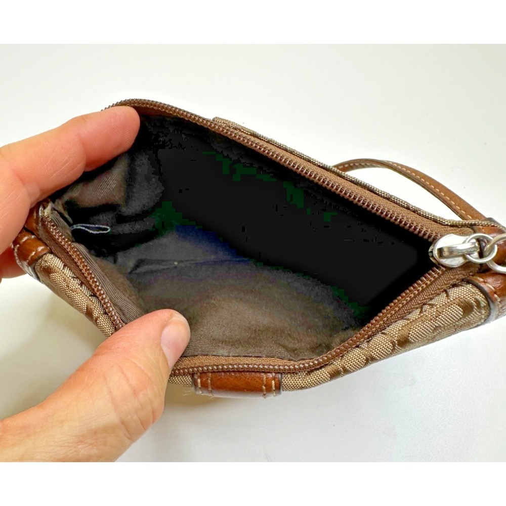 Coach Soho Signature C Buckle Wristlet Beige Jacquard Canvas Brown Leather Trim - Picture 11 of 14